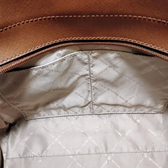 Michael Kors Jet Set Large Signature Logo Shoulder Bag - Picture 9 of 14